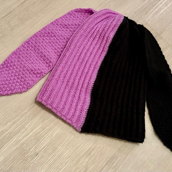 Women’s Winter Bundle - Cozy Beanie & Plush Black Earmuffs - Cute & Warm - Picture 7 of 15